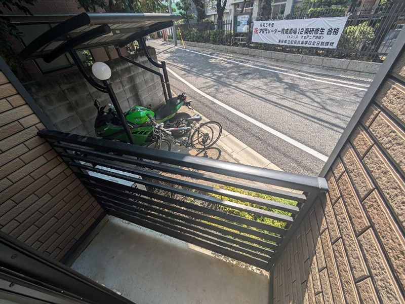 レオネクストライネ バルコニー