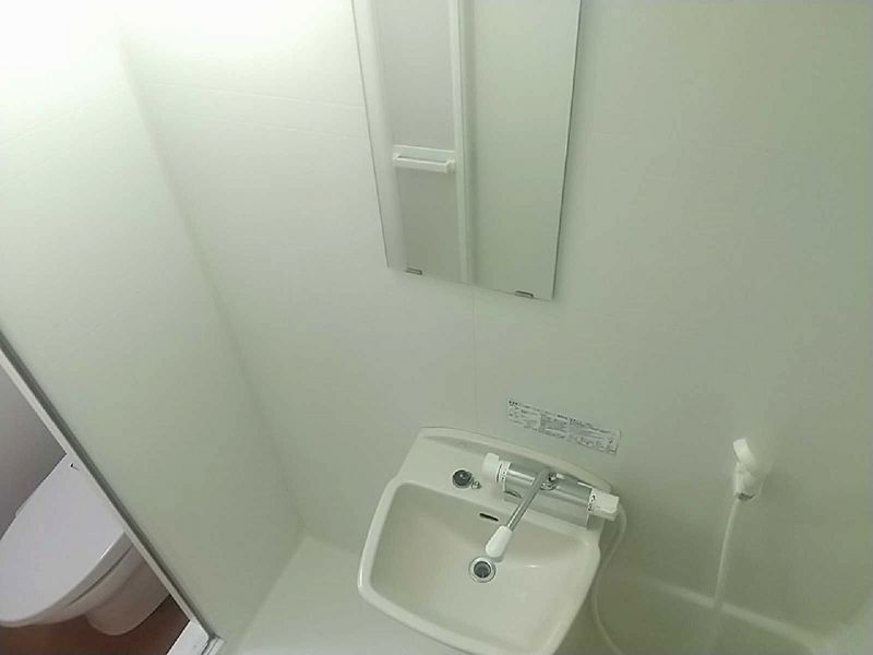 レオパレスグランパルク小柳 洗面台