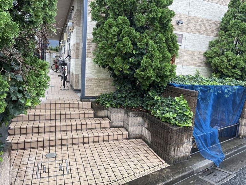 leopalace Fuji Entrance