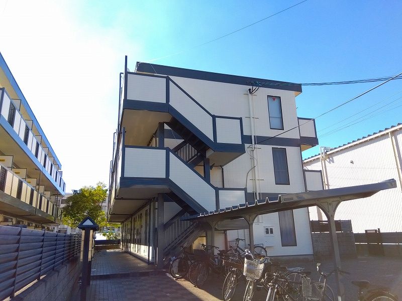 レオパレス川手町Ｂ エントランス