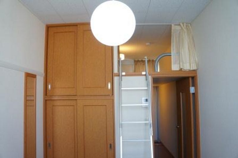 レオパレスクラッセ 居間