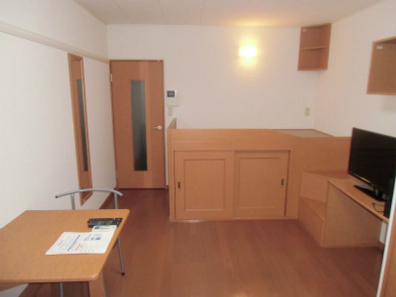 レオパレスＨＡＮＡＥＩ 居間