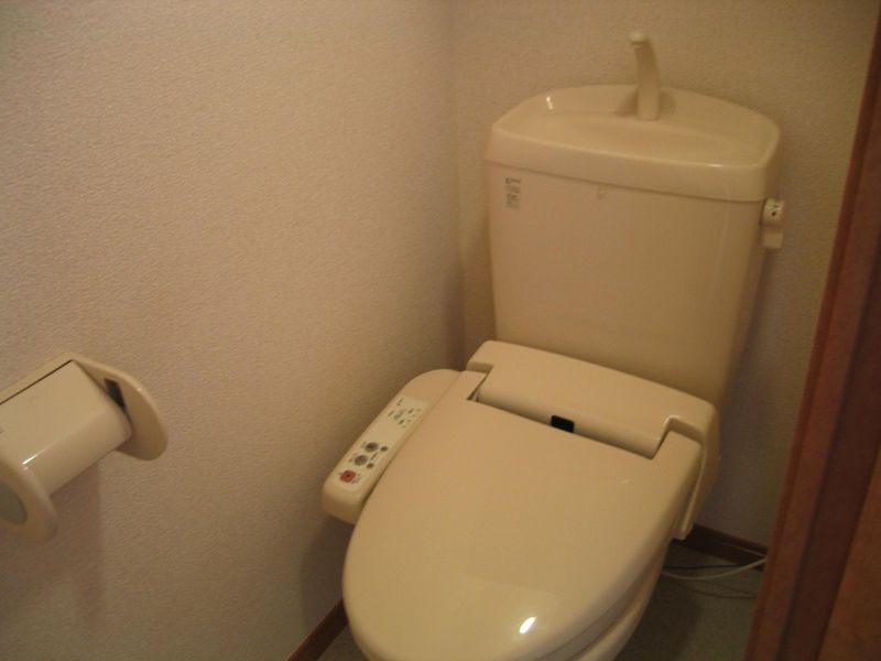 レオパレスみさき トイレ