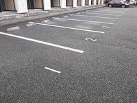 レオパレス飛田 駐車場