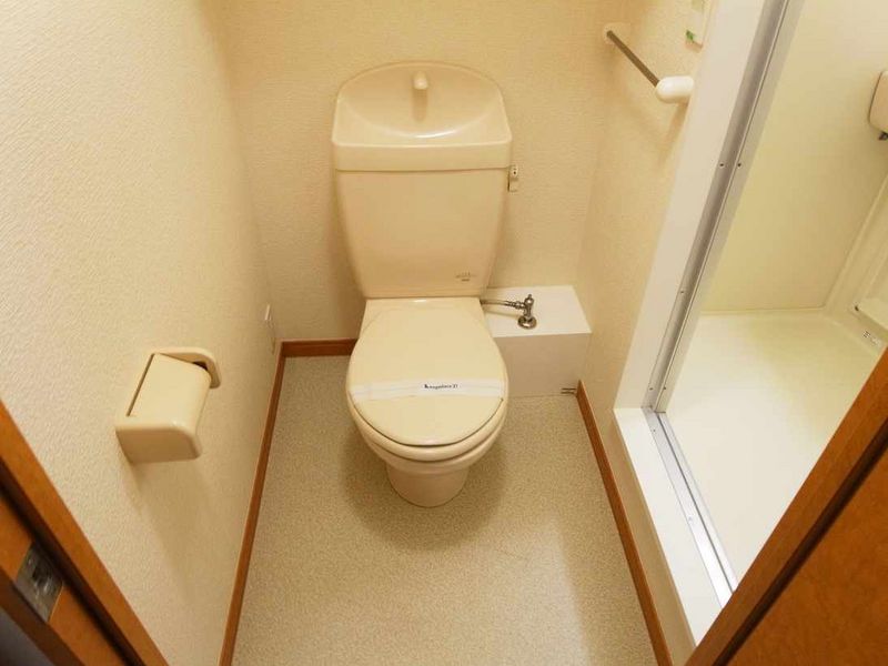 レオパレススタービリス湘南 トイレ