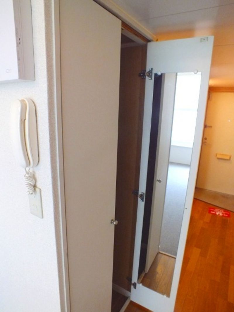 レオパレス黒砂台 収納