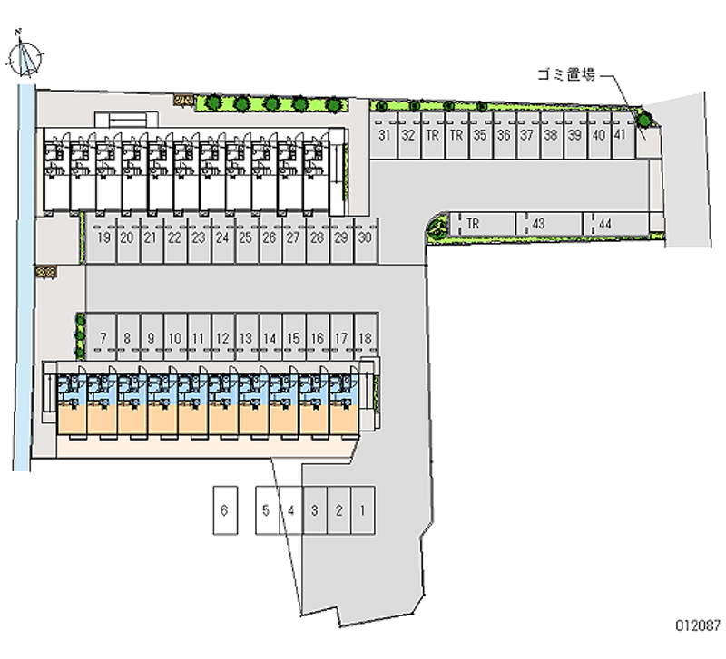 12087 Monthly parking lot