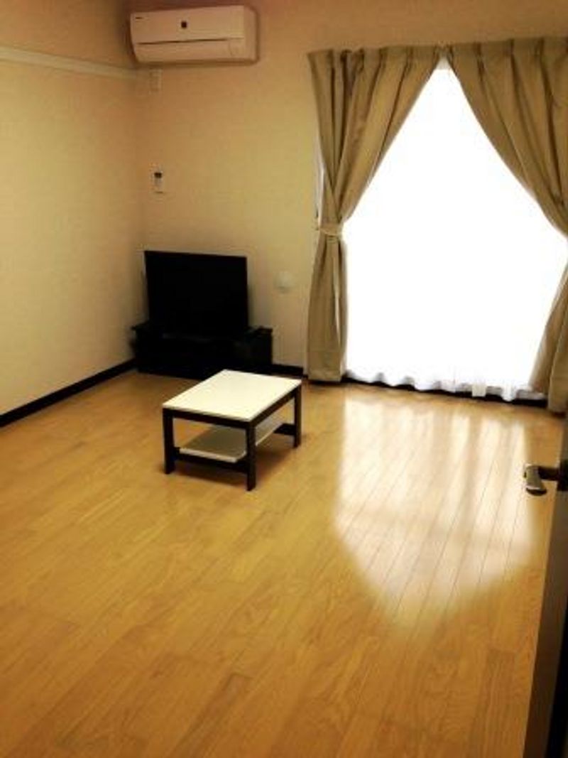 LEONEXT Kozuchi VI Living room