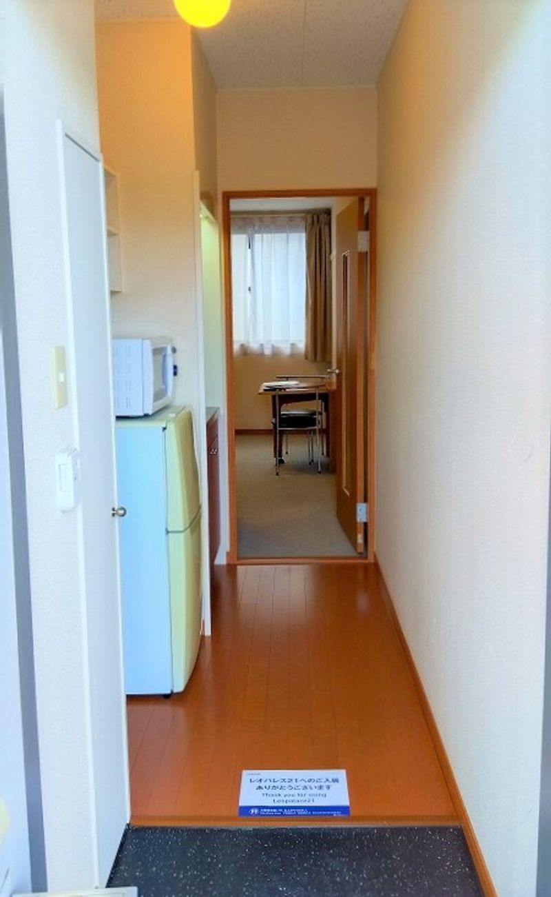 レオパレス沼南５ 玄関