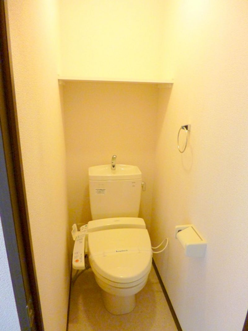 レオネクストアーミリージュ トイレ