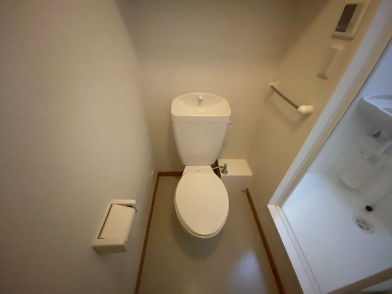 レオパレスルミエール　輝 トイレ