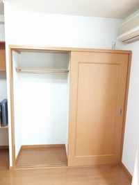 レオパレスＬＡＦＯＲＥＴⅠ 収納