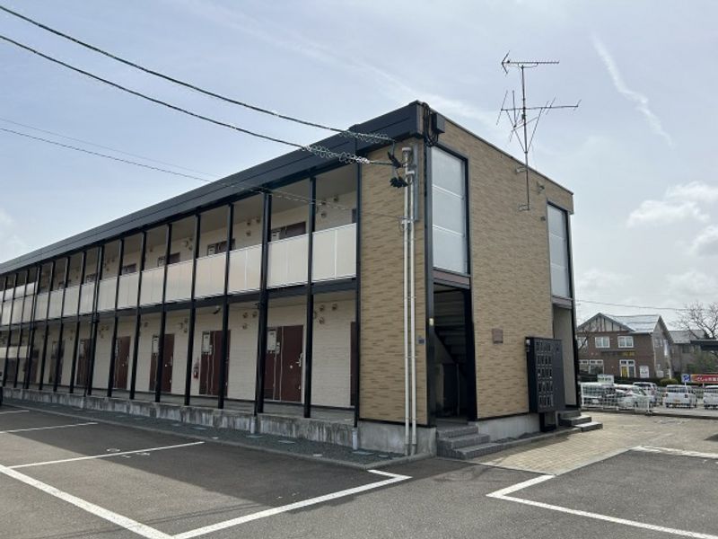 レオパレスアルカディア 外観