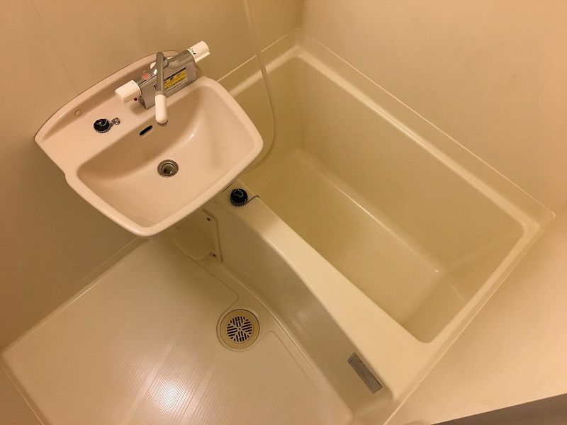 レオパレスフラワーコート 風呂