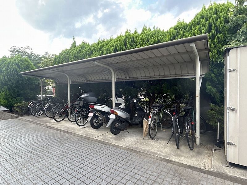 レオパレスクレスト 共用部分