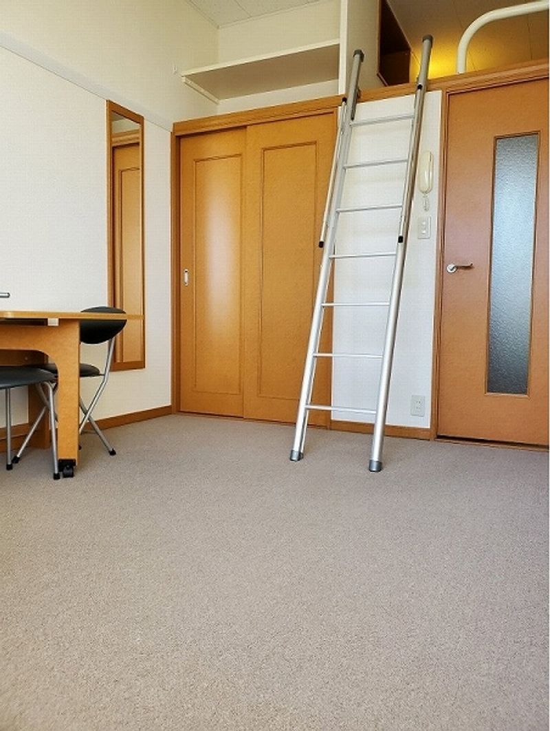 レオパレスメディオ 収納