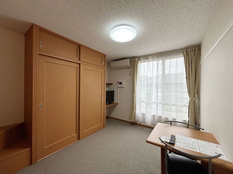 レオパレスエスペランサ 居間