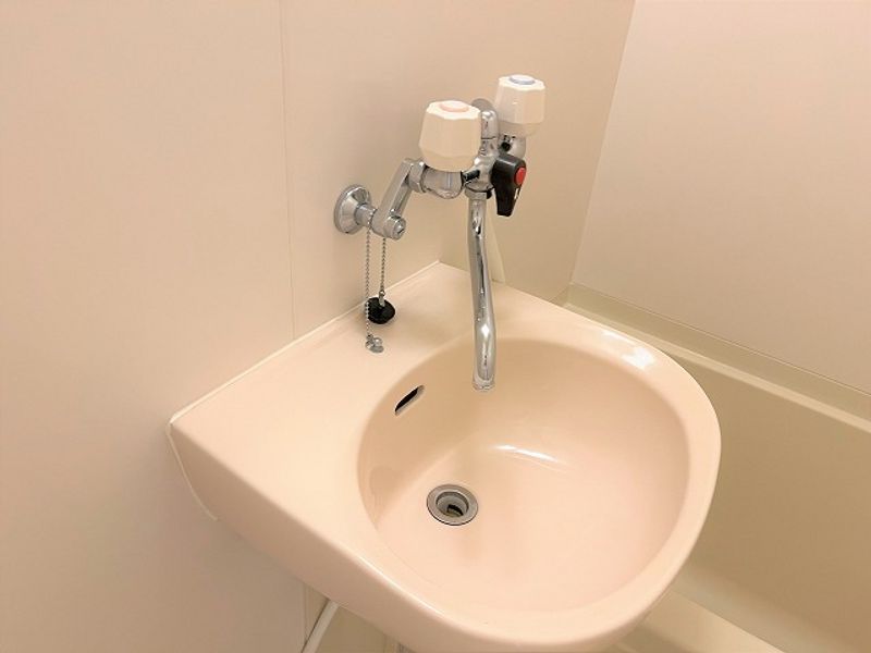 レオパレス森の泉 洗面台