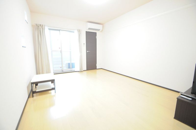 クレイノ蓬莱 居間