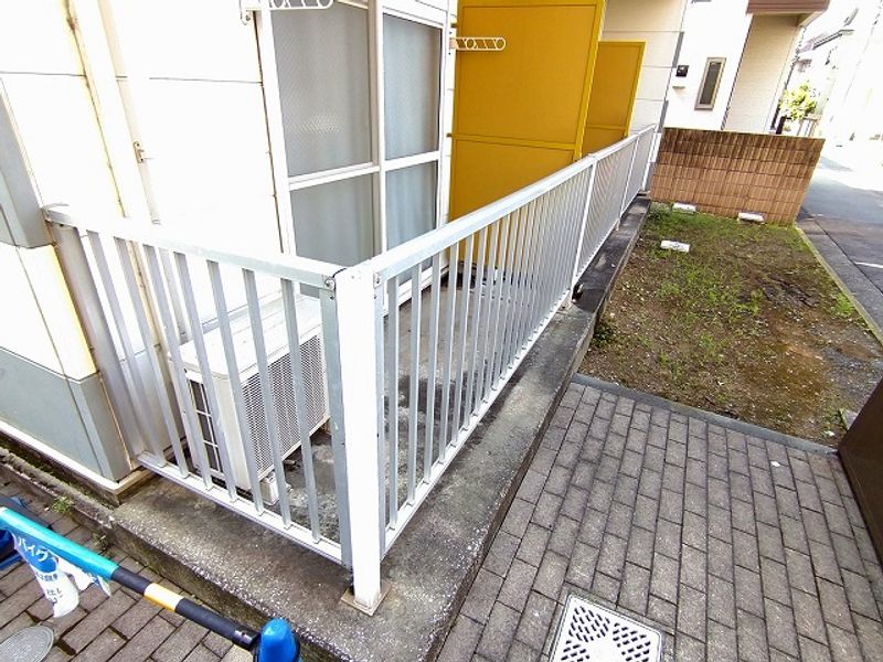 レオパレスペルア高津 バルコニー