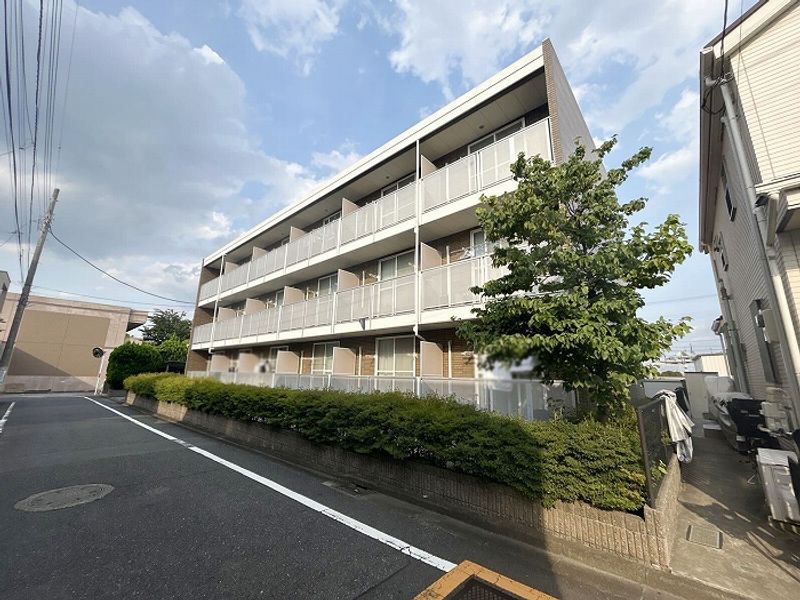 レオパレスクレスト 外観