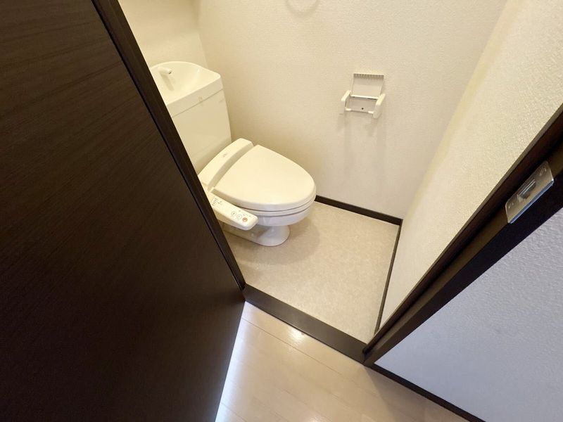 LEONEXT Next Kusu Toilet