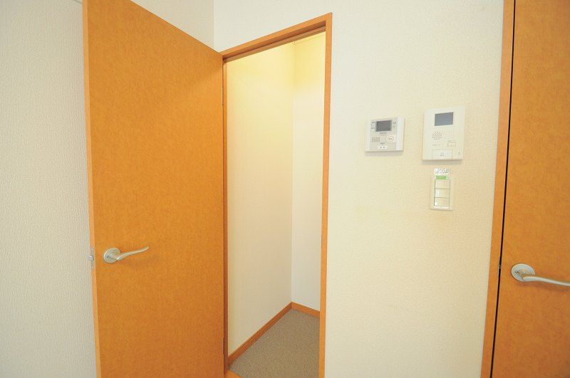 レオパレス都Ａ 収納