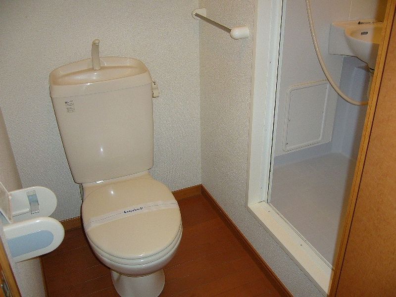 レオパレスハイマット トイレ