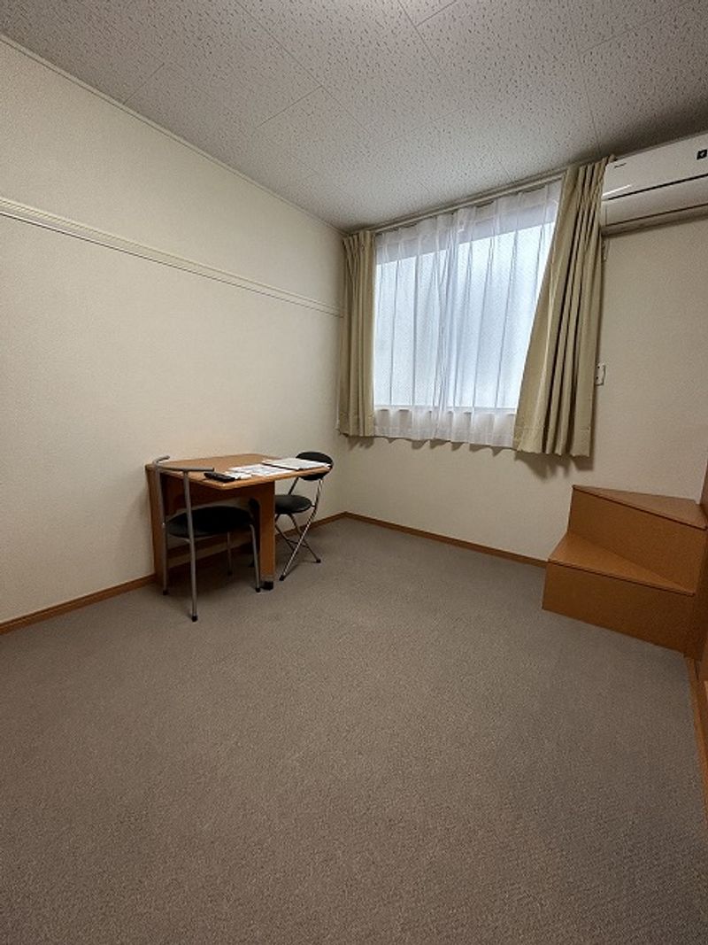 レオパレスエスペーロ本町 居間