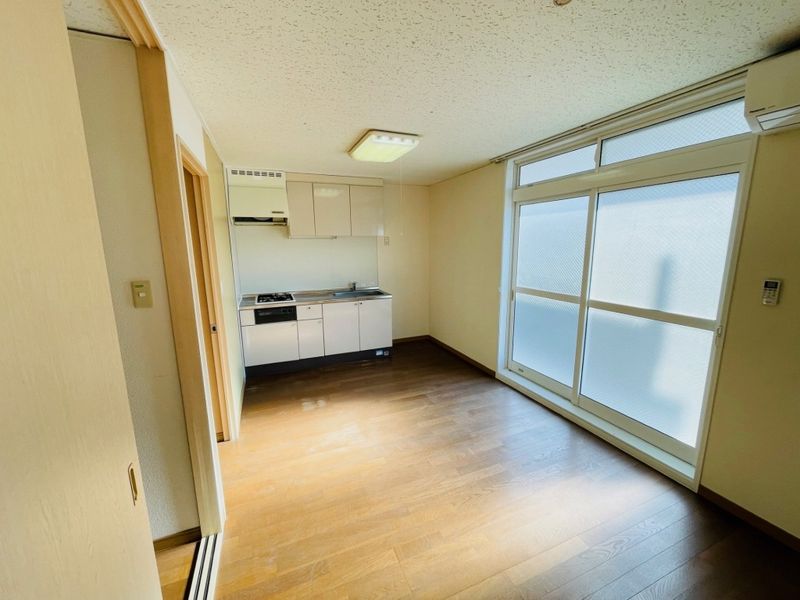 レオパレスウイングＡ 居間