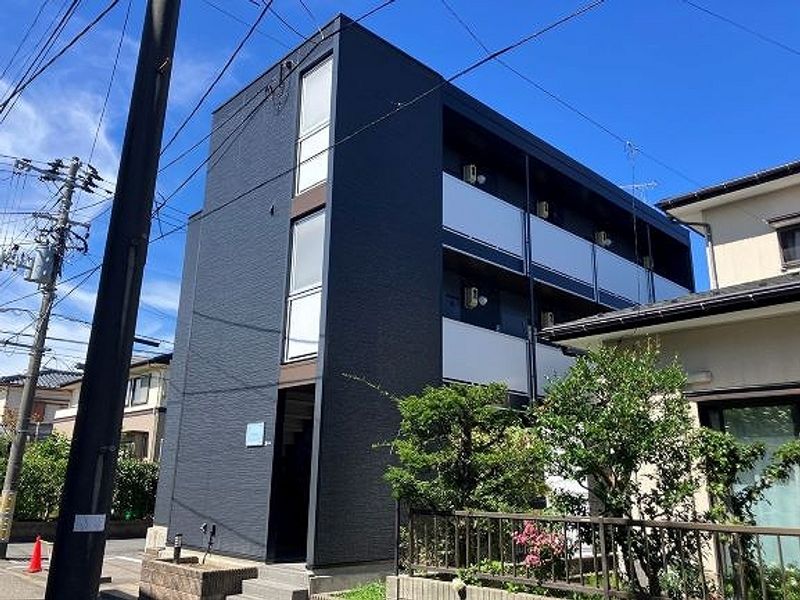 レオパレスサンビオラ 外観