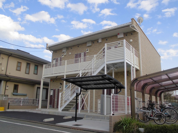 LEONEXT Figaro 외관