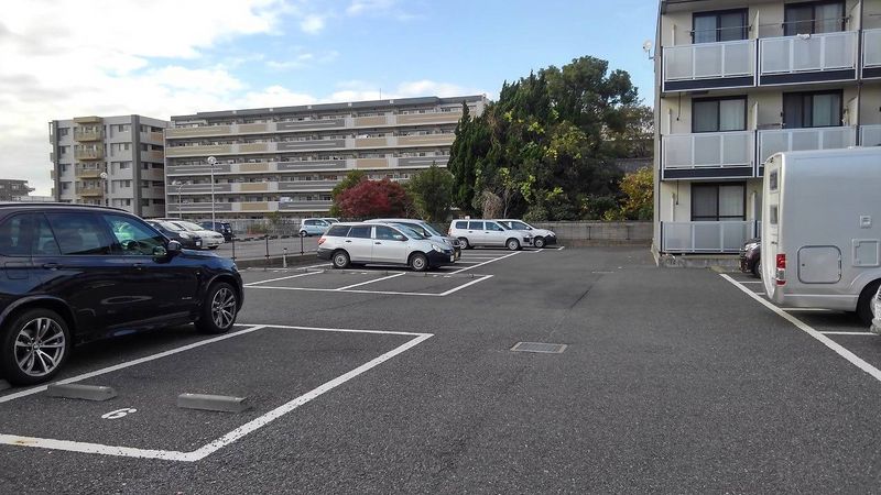レオパレス五井南 駐車場