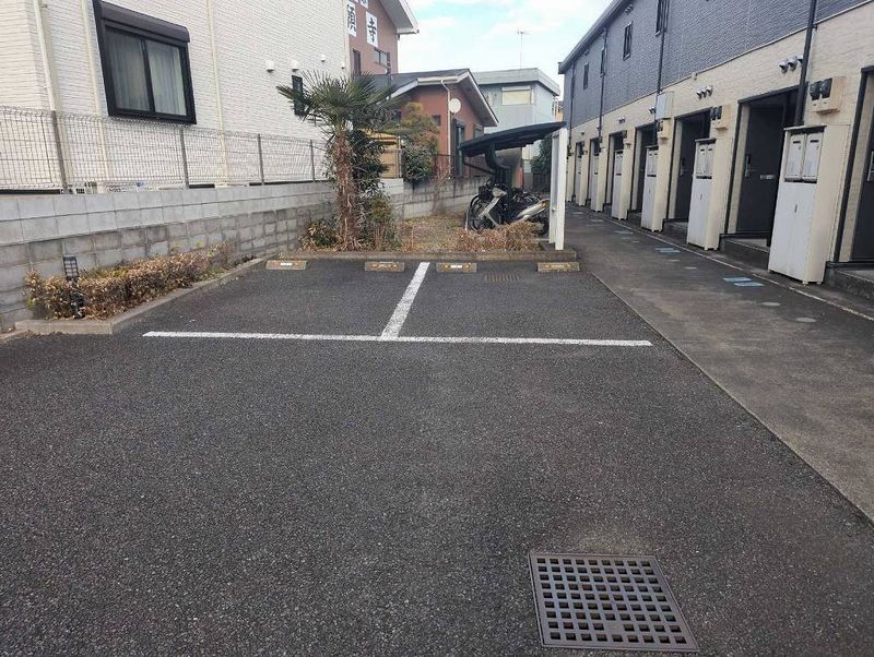 レオパレス大楽寺Ⅱ 駐車場