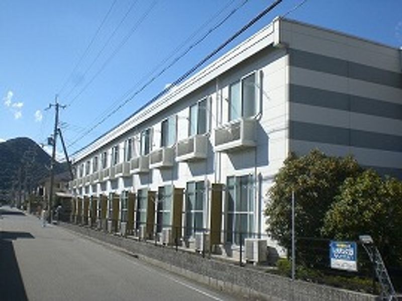 レオパレスエスポワールⅡ号館 外観