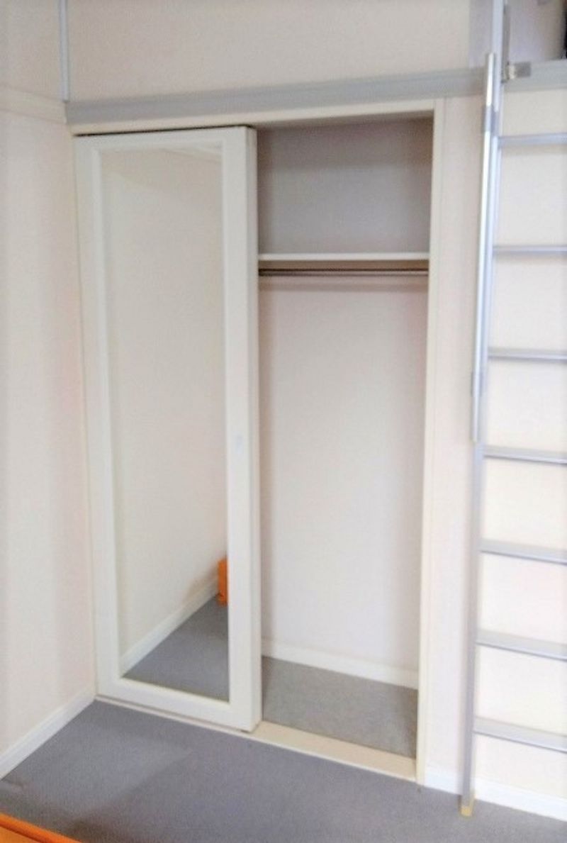 レオパレスアムールハウス 収納