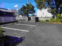 leopalace ROOT Wakamiya Bãi đỗ xe