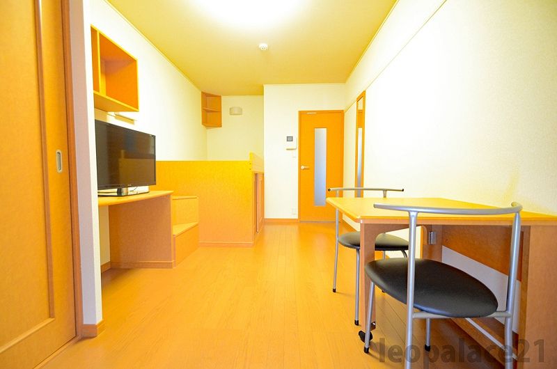 レオパレスｉ　Ｍａｉｓｏｎ 居間