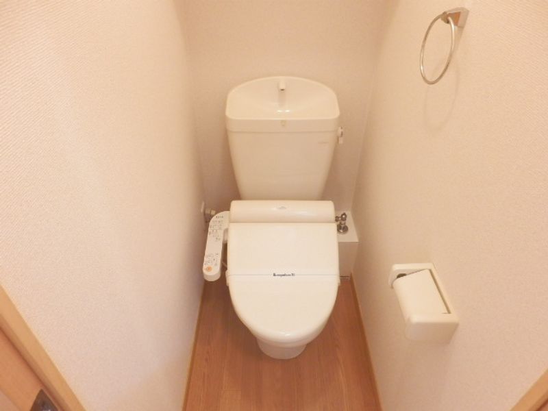 レオパレスＥ　サクセス トイレ