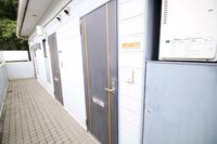 レオパレスシャルム 玄関