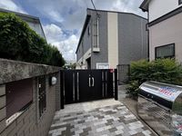 レオパレスサンヴィラージュ エントランス