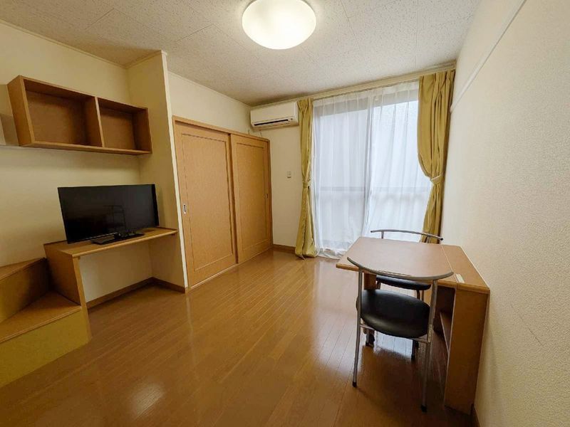 レオパレスグレイスコートⅡ 居間