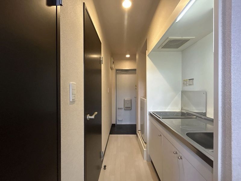 LEONEXT Zephyr Entrance