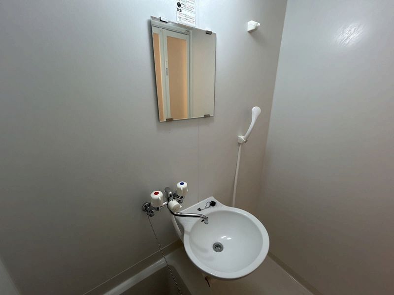 レオパレスセゾン 洗面台