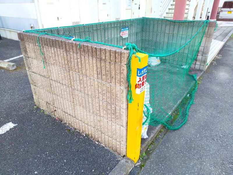 レオパレスアルシオネ飛路 共用部分