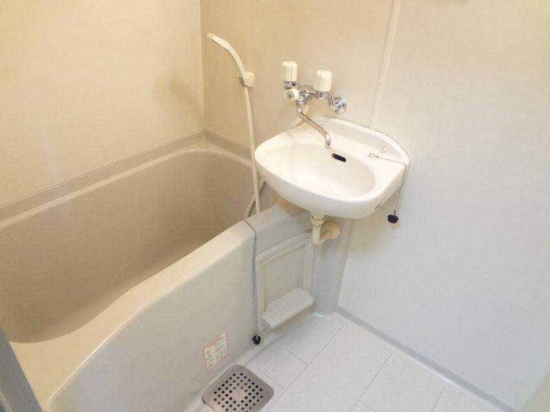 leopalace Tokai Dori Dai2 浴室