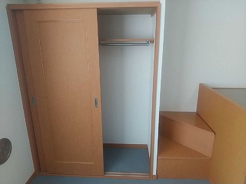 レオパレス欅 収納