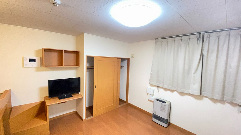 レオパレスドルチェ伊藤 居間