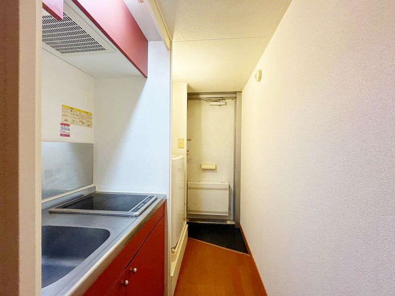 レオパレスソレーユ 玄関
