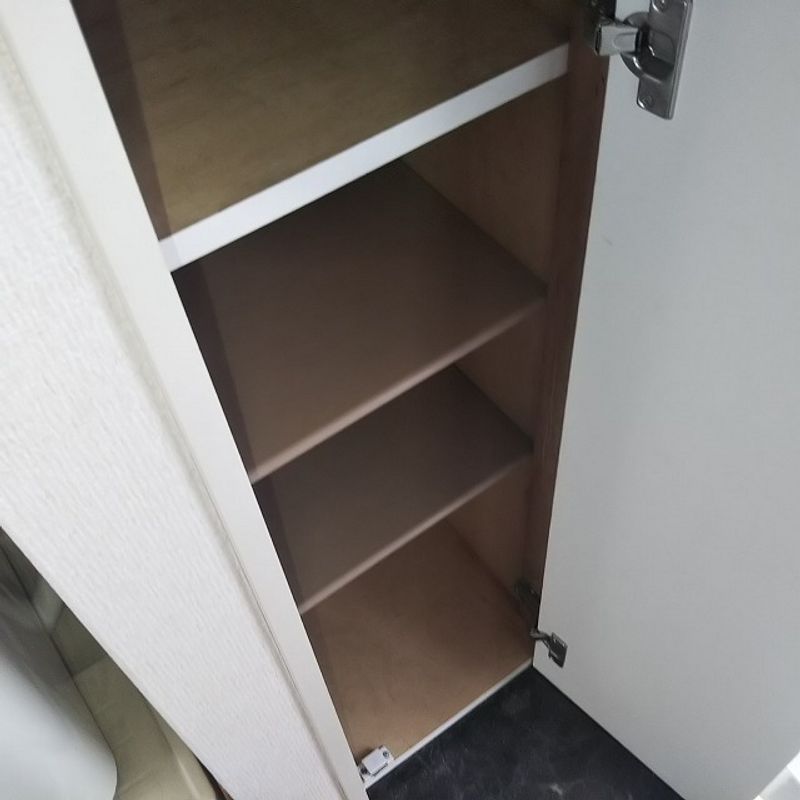 レオパレスエムワン 収納